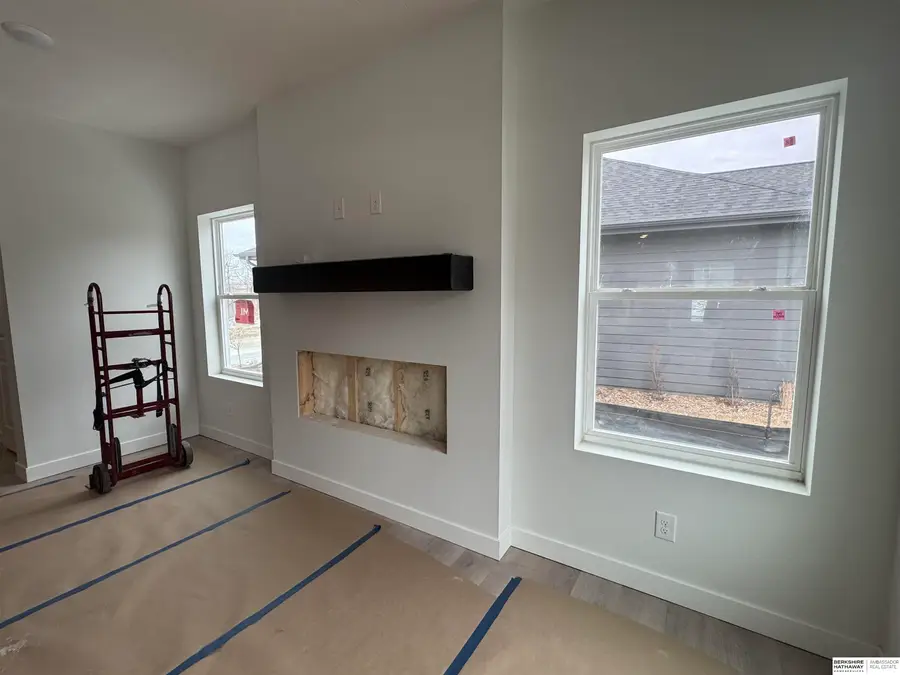 7813 N 116th Avenue, Omaha, NE 68142 - Image #2