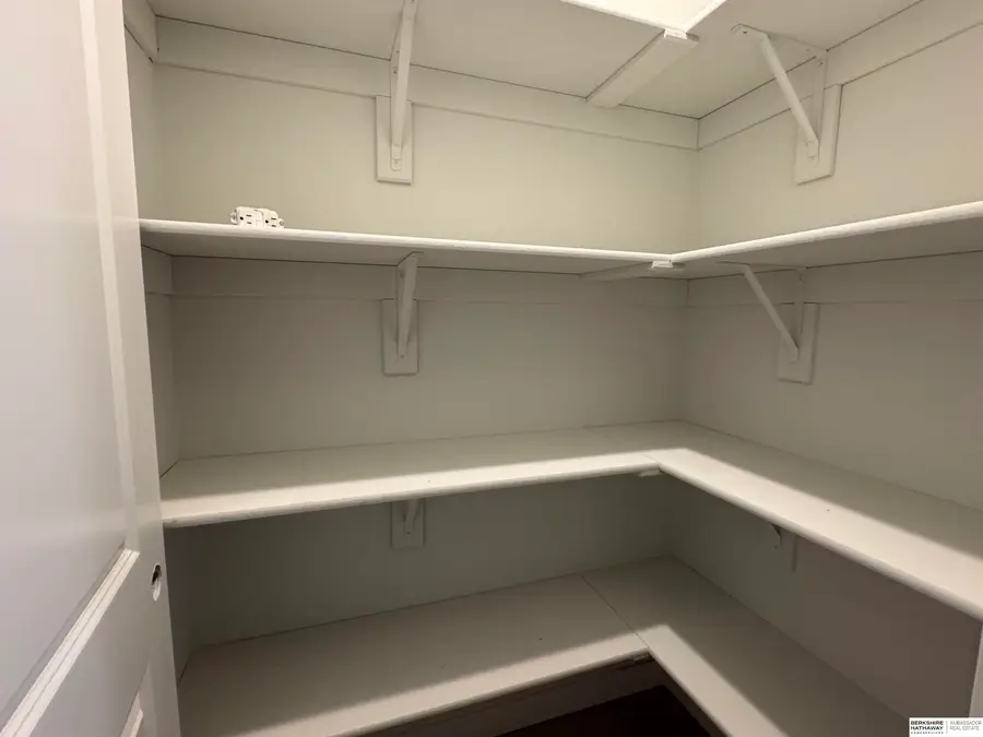 7813 N 116th Avenue, Omaha, NE 68142 - Image #3