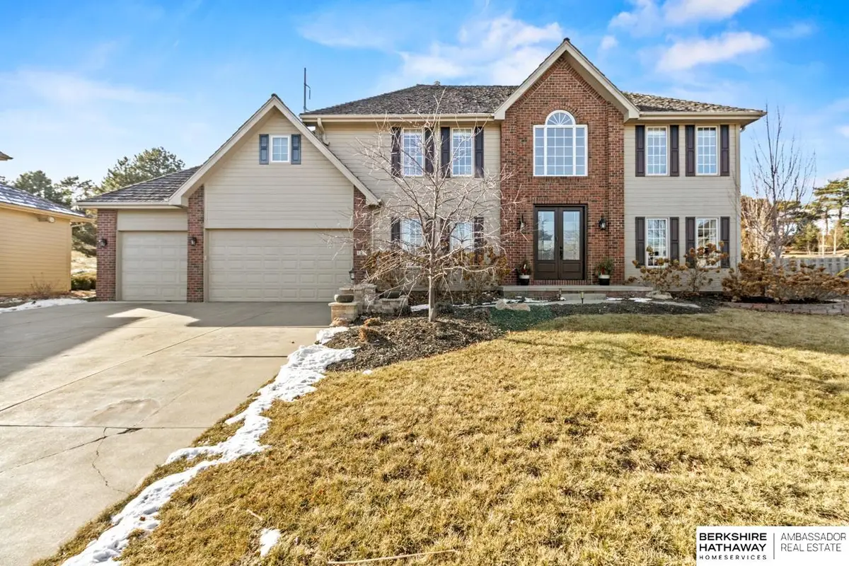 122 S 167th Circle, Omaha, NE 68118 - Image #1