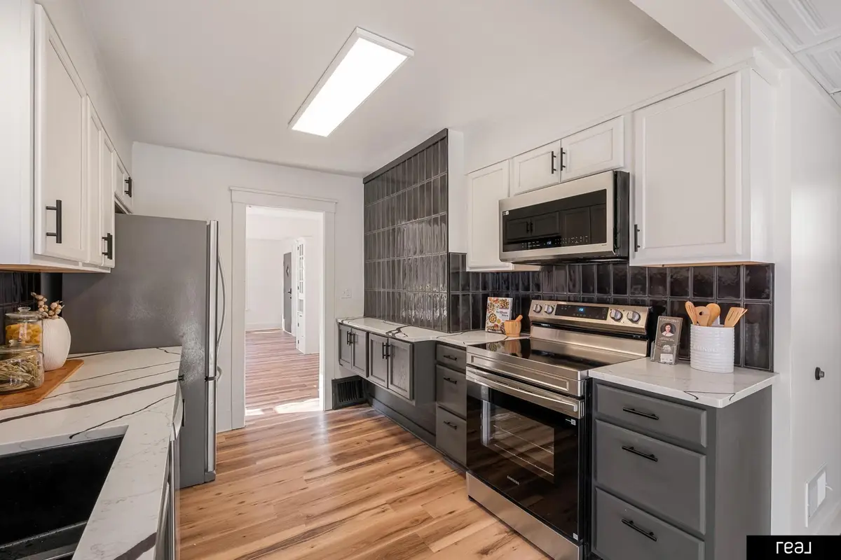 2011 N 64th Street, Omaha, NE 68104 - Image #1