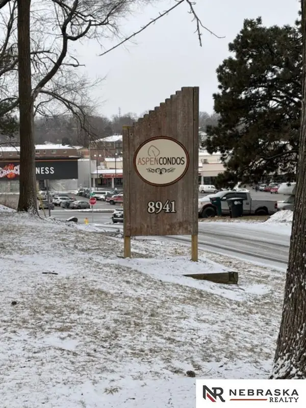 8941 Miami Street #17, Omaha, NE 68134