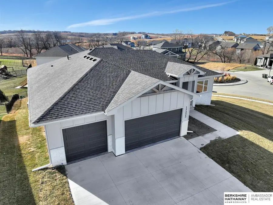 19821 V Street, Omaha, NE 68135 - Image #3