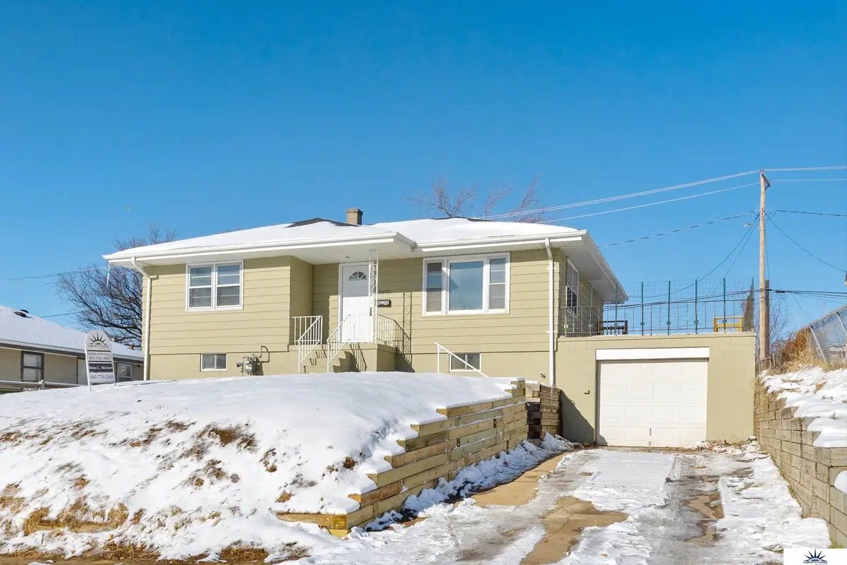 3926 Vernon Avenue, Omaha, NE 68111 - Image #1