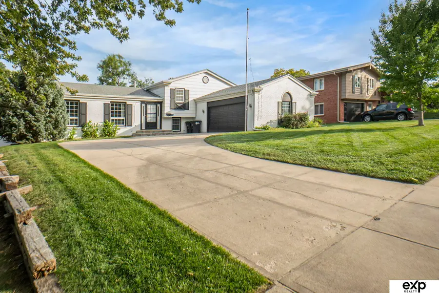 1615 S 136th Street, Omaha, NE 68144 - Image #2