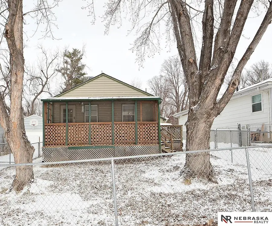 1184 Fairfield Street, Lincoln, NE 68521 - Image #2