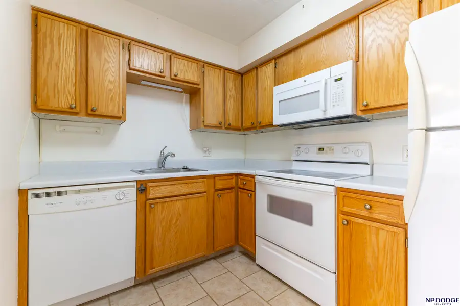 1120 Delmar Street #5B, Papillion, NE 68046 - #3