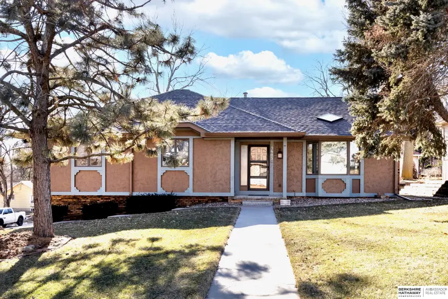 5603 T Street, Omaha, NE 68117 - Image #2