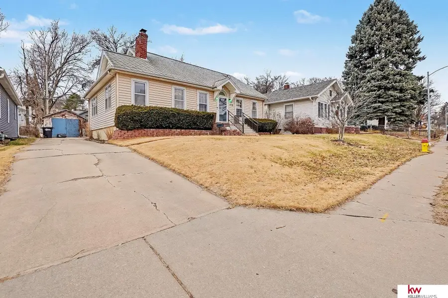 978 S 50 Street, Omaha, NE 68106 - Image #2