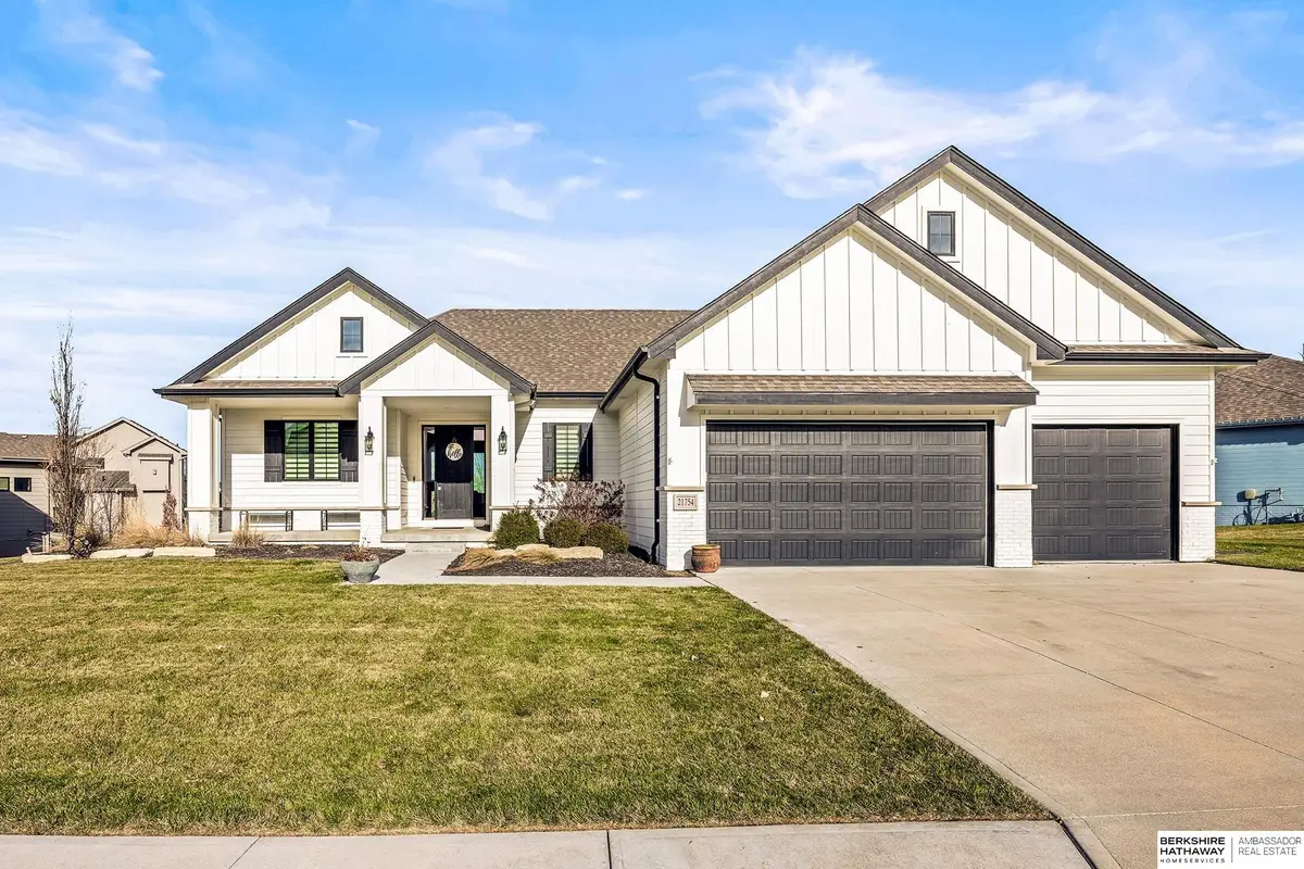 21754 I Street, Elkhorn, NE 68022 - Image #1