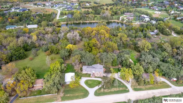 6000 Rokeby Road, Lincoln, NE 68516