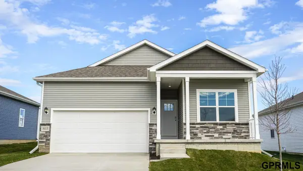 11952 S 114th Avenue, Papillion, NE 68046