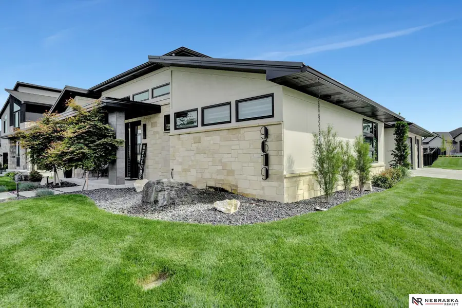 9619 Toma Road, Lincoln, NE 68526 - #2