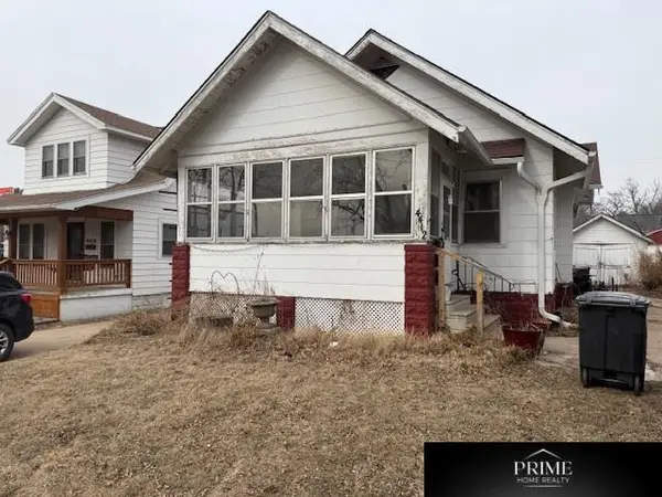 4412 Cass Street, Omaha, NE 68131