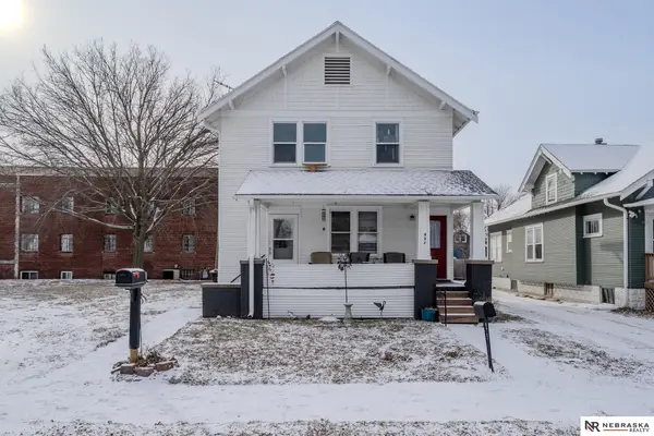 425-427 W Military Avenue, Fremont, NE 68025