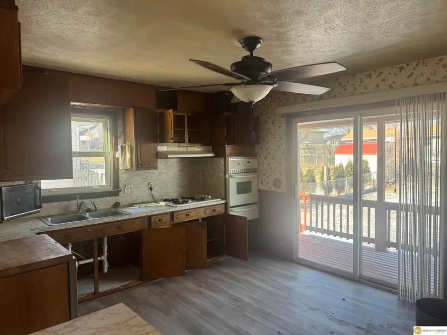 9134 Taylor Street, Omaha, NE 68134 - Image #2