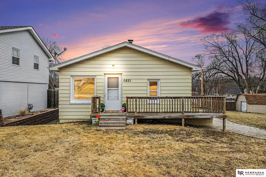 5821 S 48th Avenue, Omaha, NE 68117 - Image #2