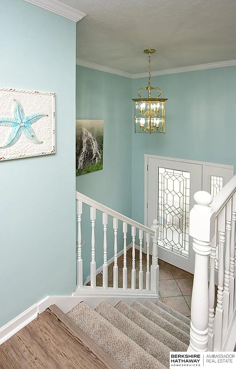 8609 S 46th Avenue, Omaha, NE 68157 - Image #2