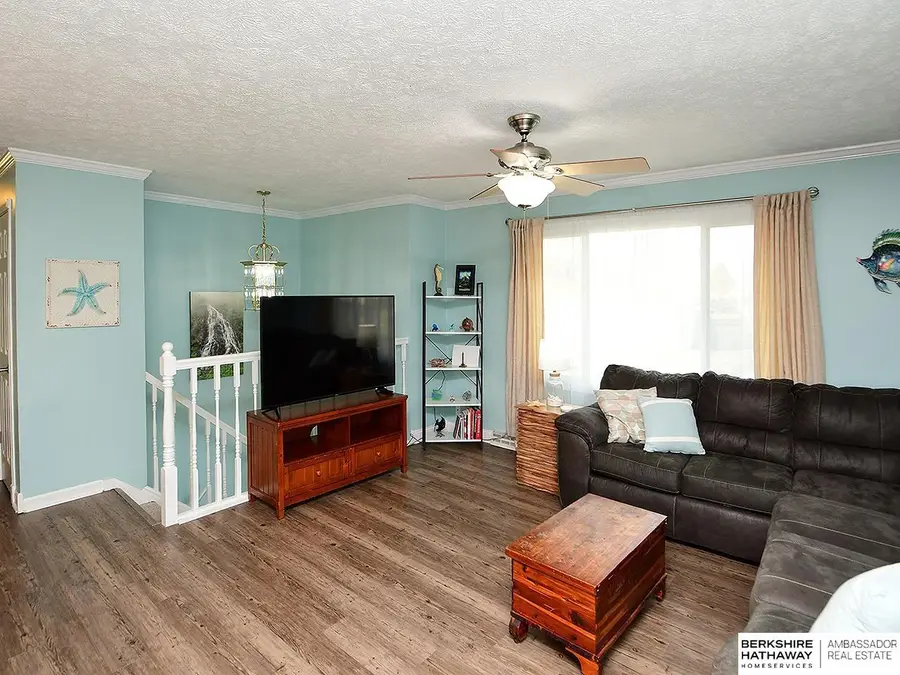 8609 S 46th Avenue, Omaha, NE 68157 - Image #3