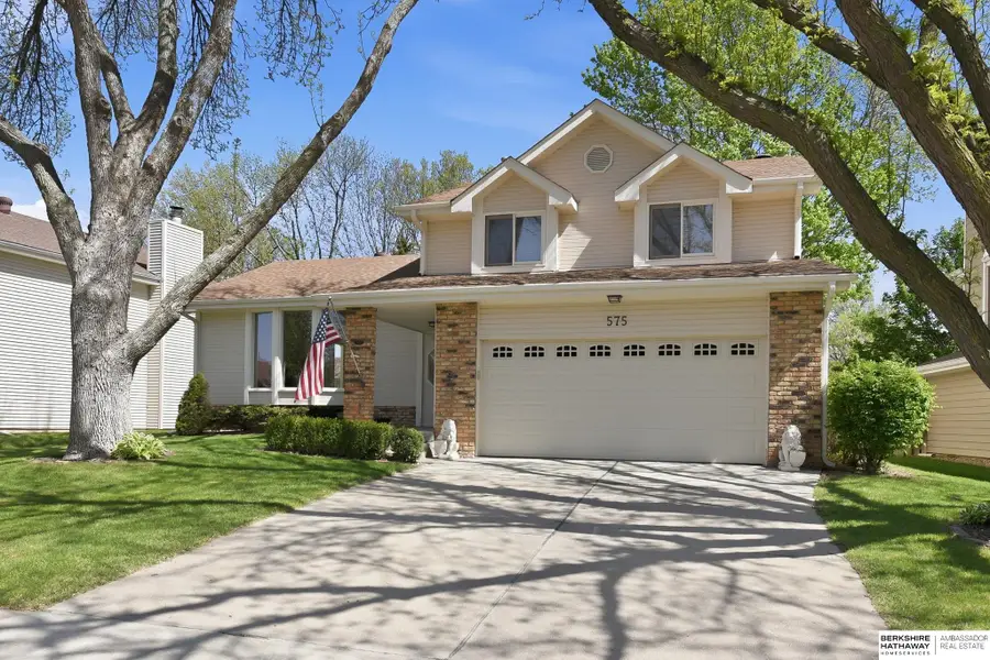 575 N 152 Avenue Circle, Omaha, NE 68154 - #2