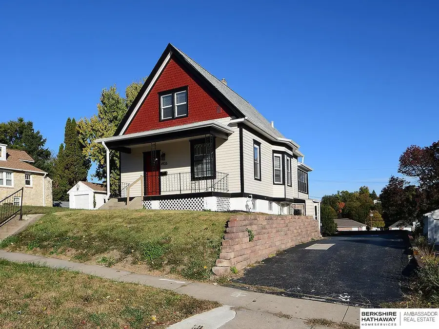 4926 Hamilton Street, Omaha, NE 68132 - Image #2