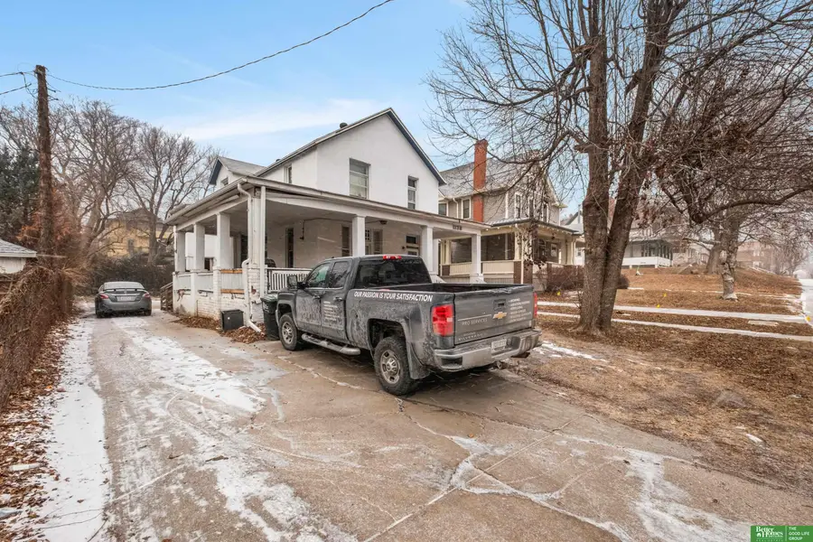 1138 S 30th Avenue, Omaha, NE 68105 - Image #2