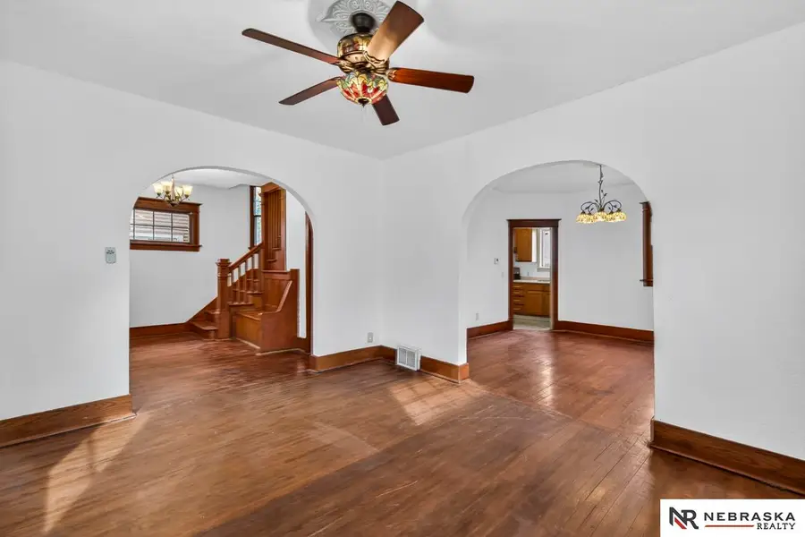 1507 S 25th Avenue, Omaha, NE 68105 - Image #2