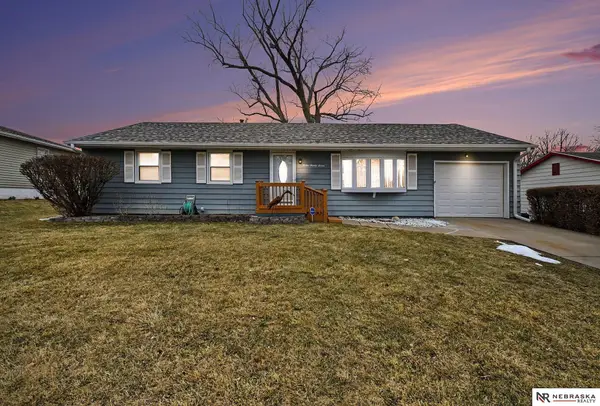 1227 Sunset Drive, Bellevue, NE 68005