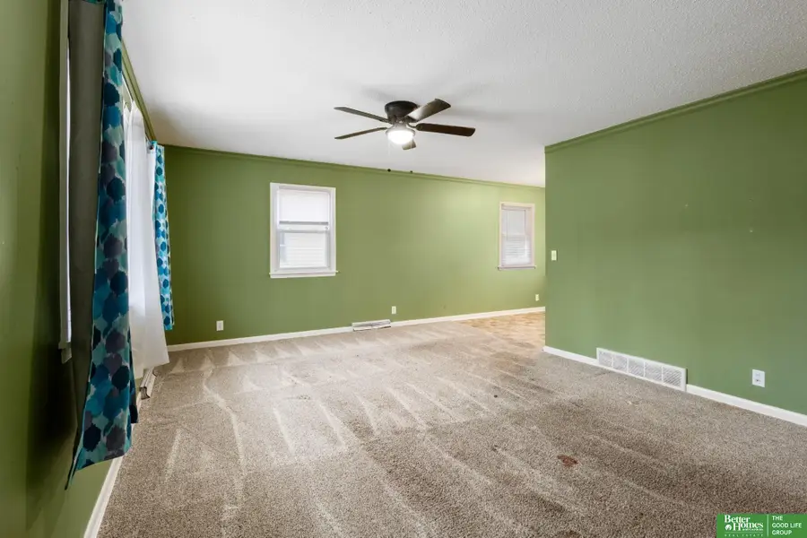 1704 Pelton Avenue, Bellevue, NE 68005 - Image #3