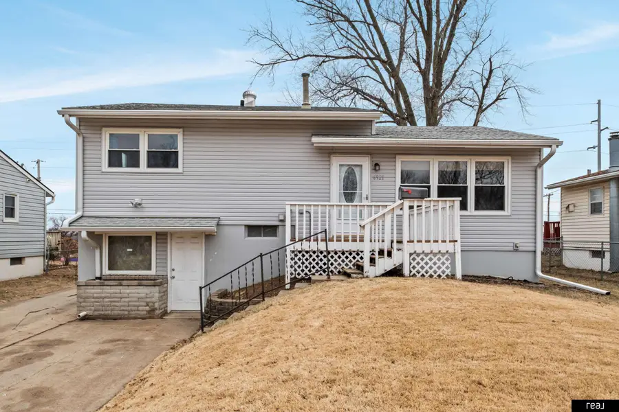 6921 Ogden Street, Omaha, NE 68104 - Image #2