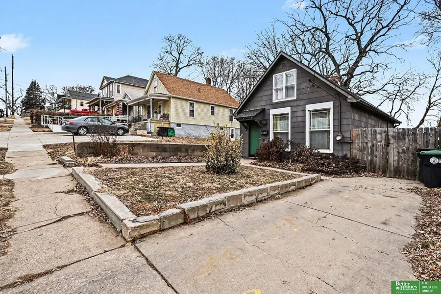 2502 Pierce Street, Omaha, NE 68105 - Image #3