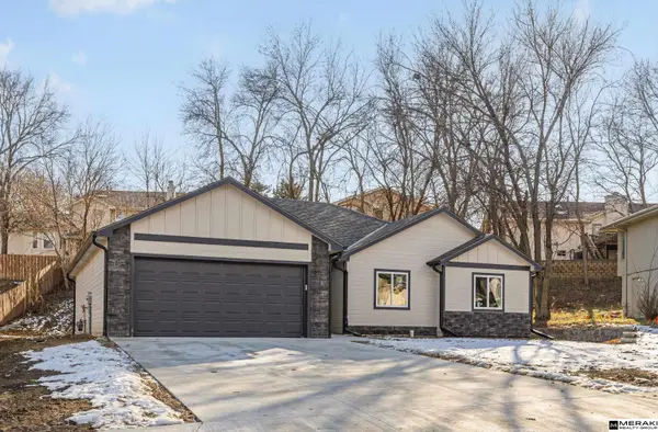 2711 Lynnwood Drive, Bellevue, NE 68123