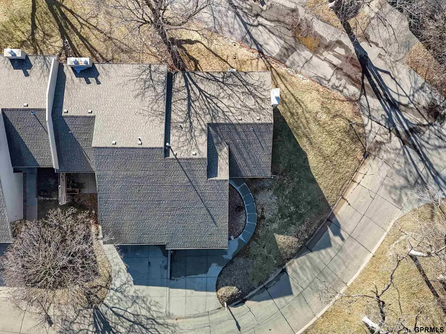 910 S 153 Court, Omaha, NE 68154 - Image #2