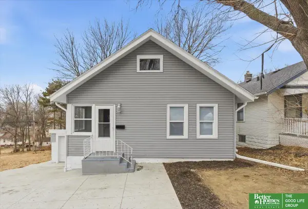 4820 N 45 Street, Omaha, NE 68104