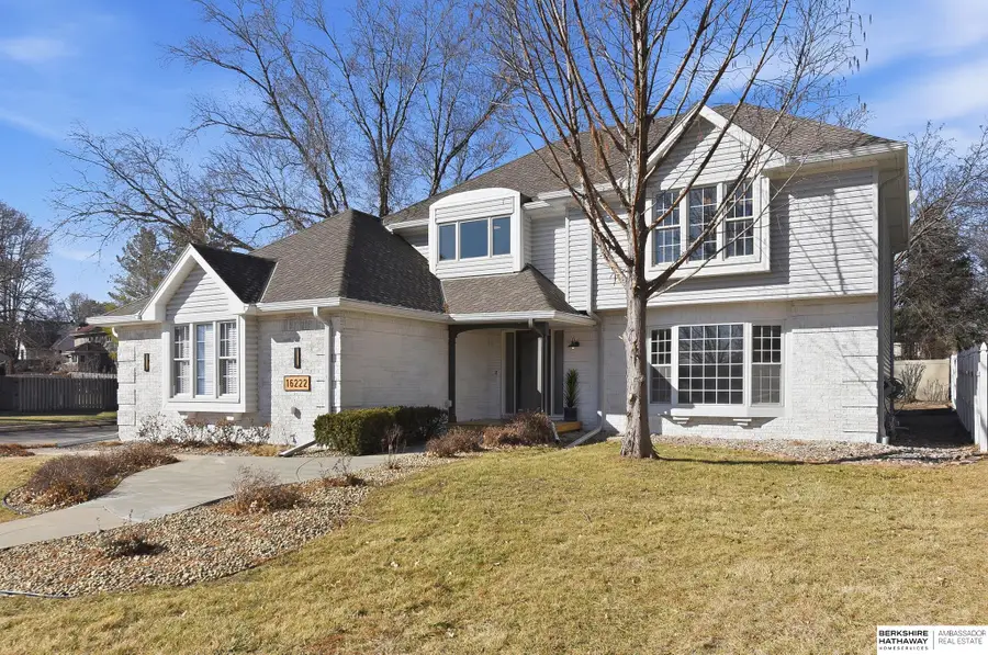 16222 Oak Circle, Omaha, NE 68130 - Image #2