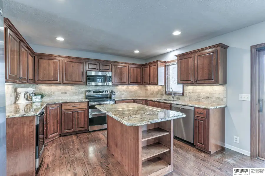 13534 Taylor Street, Omaha, NE 68154 - Image #2