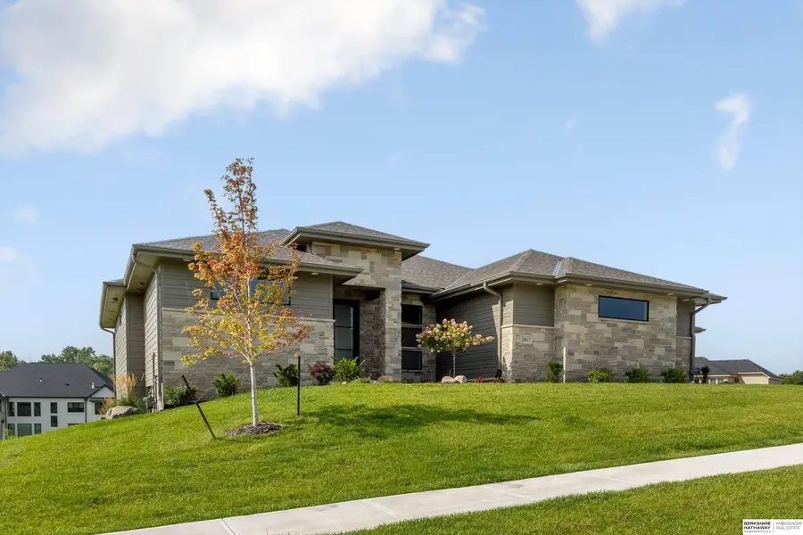 20617 Kansas Avenue, Elkhorn, NE 68022 - #3