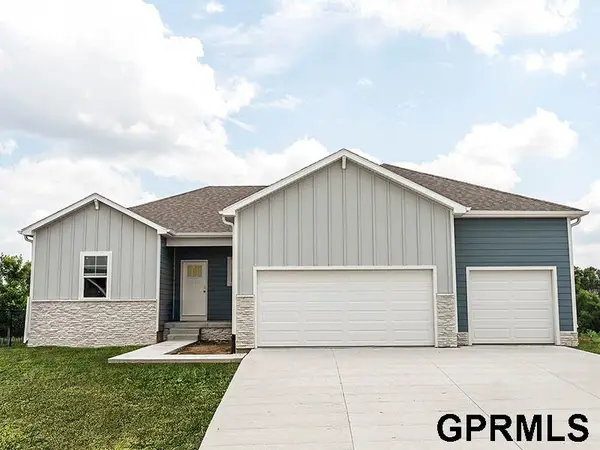 17019 Craig Street, Bennington, NE 68007
