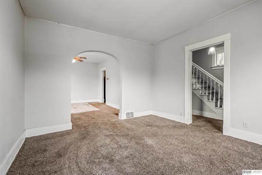 4215 Camden Avenue, Omaha, NE 68111 - Image #2