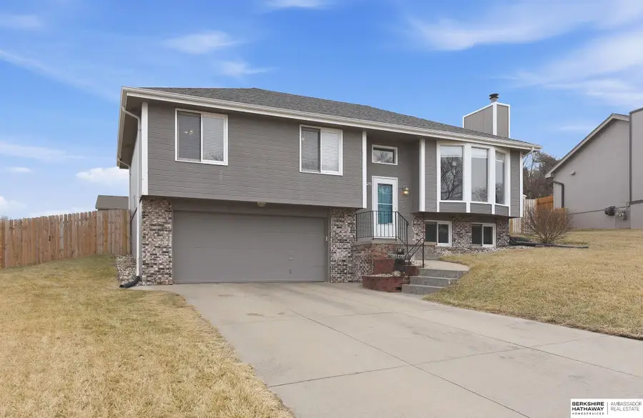 4025 N 212 Street, Omaha, NE 68022 - Image #2