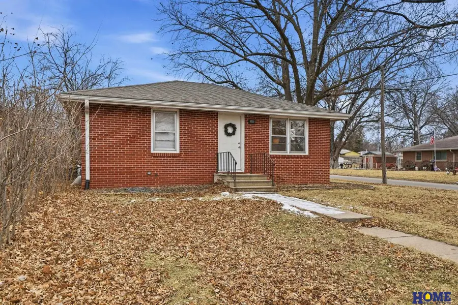 5701 Gladstone Street, Lincoln, NE 68507 - #2