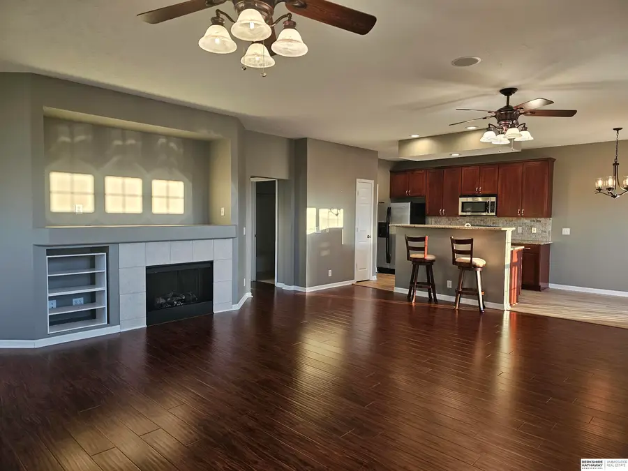 14109 Tregaron Ridge Avenue #E, Bellevue, NE 68123 - Image #3