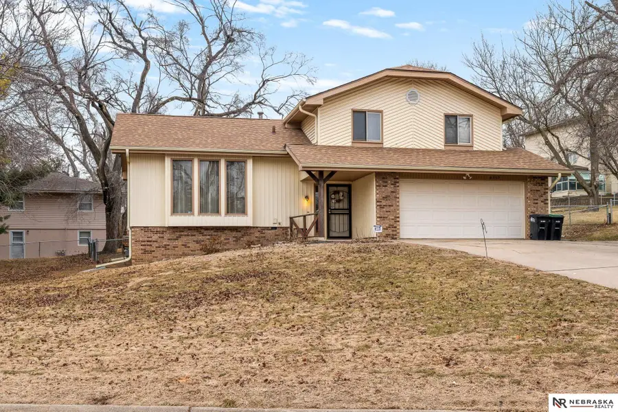 8202 Arlington Drive, Omaha, NE 68134 - #3