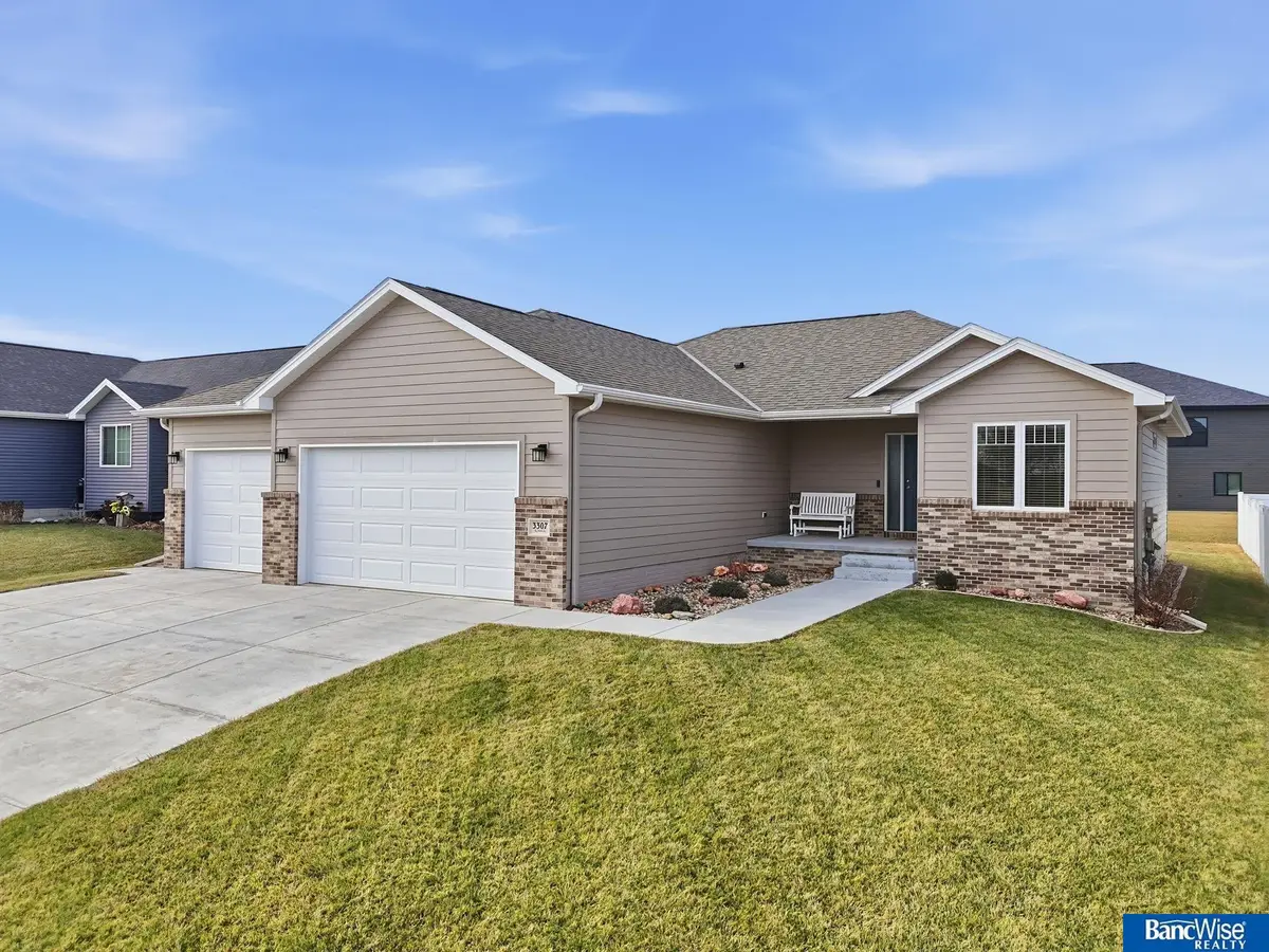 3307 N 94th Street, Lincoln, NE 68507 - #1