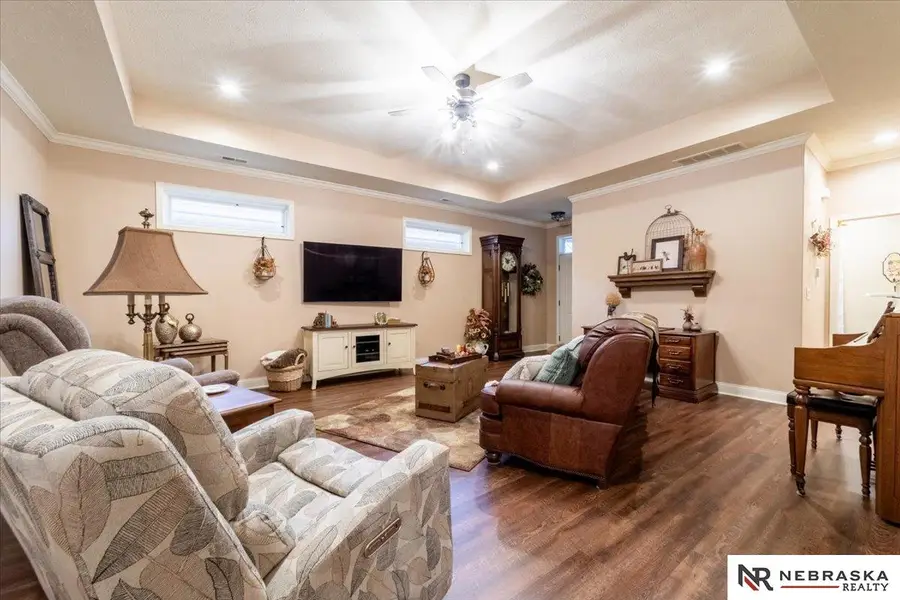 434 S Woodland Drive, Grand Island, NE 68801 - #3