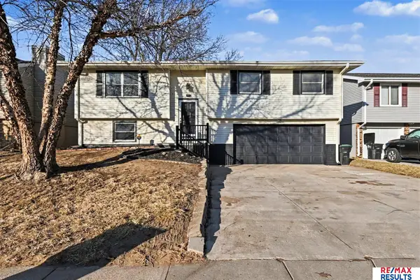 11564 Rambleridge Road, Omaha, NE 68164