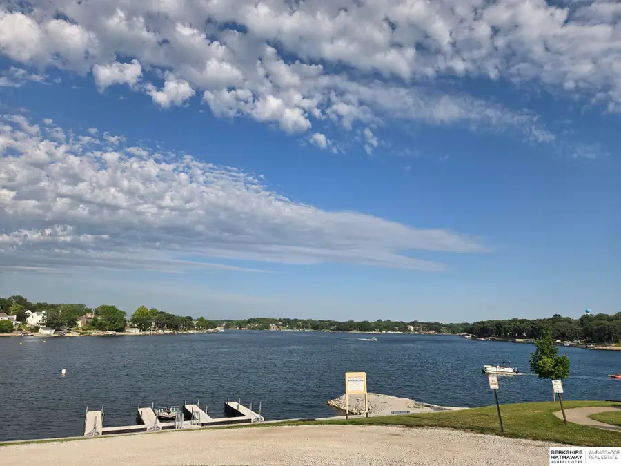 1812 Beaver Lake Boulevard, Plattsmouth, NE 68048-4718 - Image #3