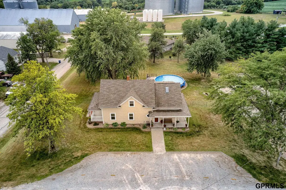 204 S 2nd Street, Elmwood, NE 68349 - #1