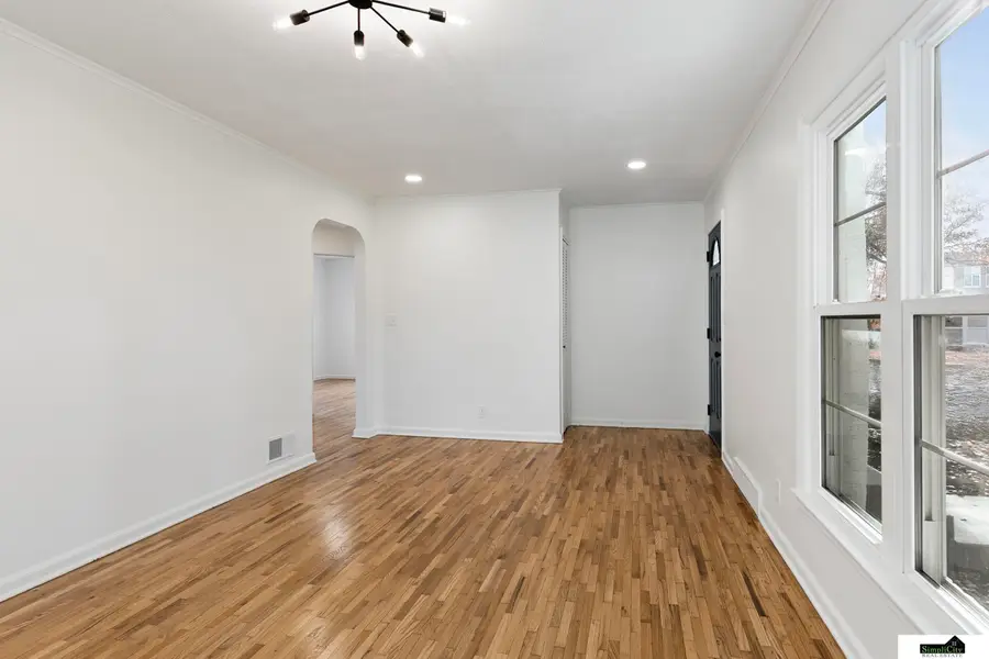 928 Clark Street, Lincoln, NE 68510 - #2
