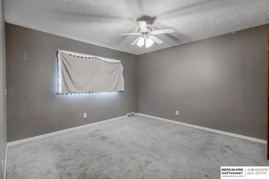 4660 Frances Street, Omaha, NE 68106 - Image #3