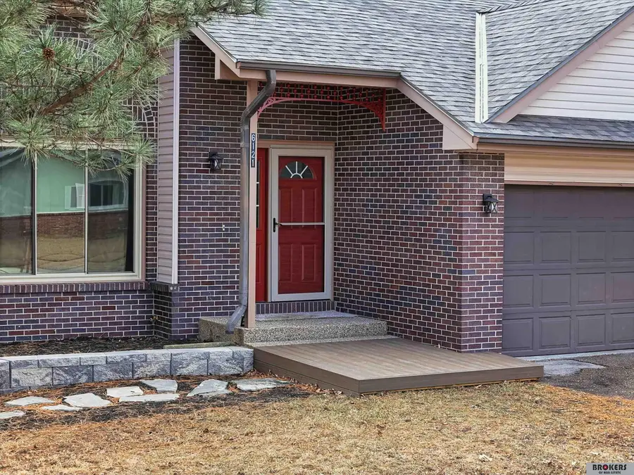 6121 Fleetwood Street, Lincoln, NE 68516 - #3